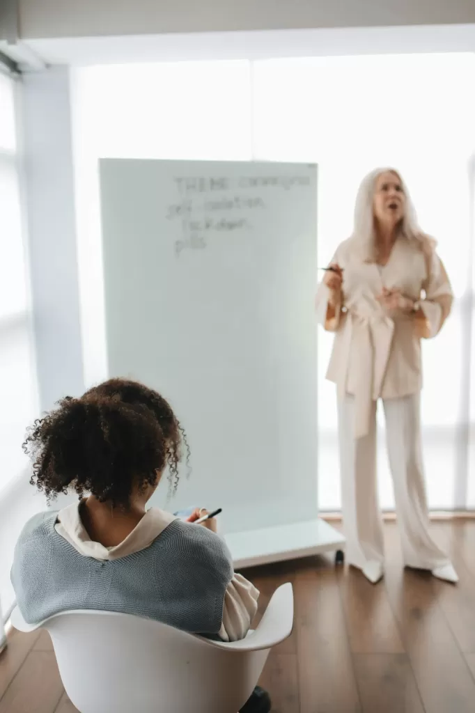 Melhore Sua Pronúncia em Inglês em 2025